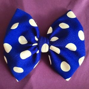 5in Blue & White polka dot hair bow